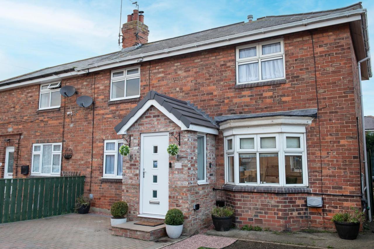 Emmadale Central Bridlington Sleeps 7-8 Bagian luar foto